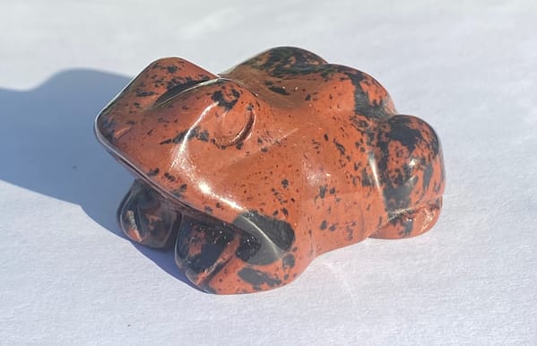 Crystal frogs - mahogany obsidian