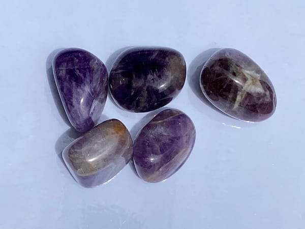 Amethyst crystals - tumble