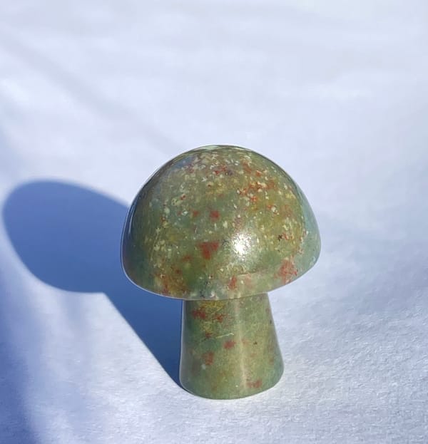 Crystal mushrooms - approx. 2 cm high
